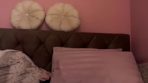 Rosalina online show from February 14, 9:17 pm