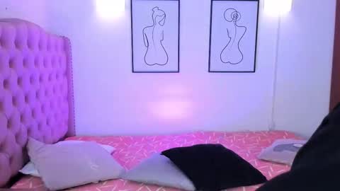 Ally online show from September 18, 7:01 pm