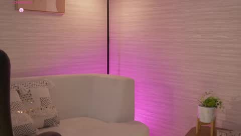 Rose  online show from May 22, 9:57 pm