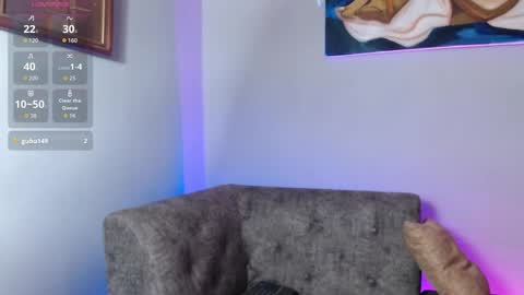 Rose honeil    online show from April 13, 8:53 pm