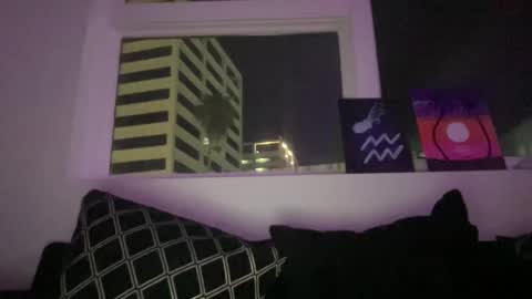 not your average online show from February 23, 3:29 am