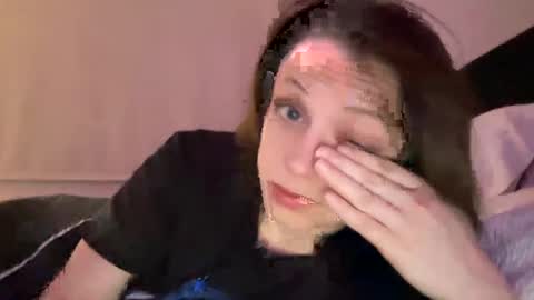 not your average online show from January 17, 4:39 am