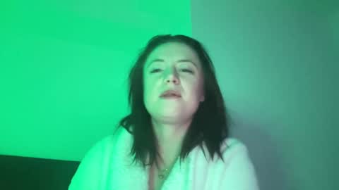 not your average online show from December 5, 5:15 am