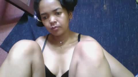 rosia685234 online show from December 19, 4:05 am