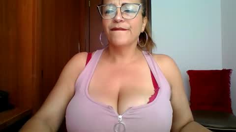 Rossana  online show from March 29, 1:21 pm