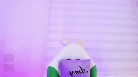 Snapshot of rosse_amyy chatting on February 6, 11:09 am online show from February 6, 11:09 am