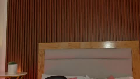 rossie_lanie_ online show from May 28, 7:45 pm