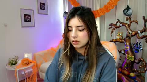 Rousee online show from October 23, 1:28 pm