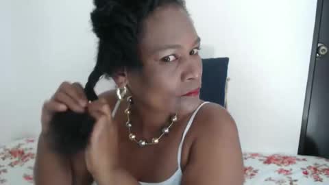 luxa online show from March 22, 5:41 pm