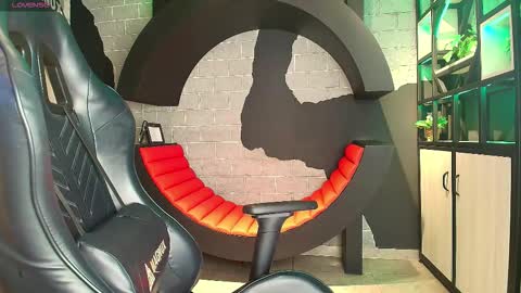 rousse gil online show from January 13, 4:55 pm