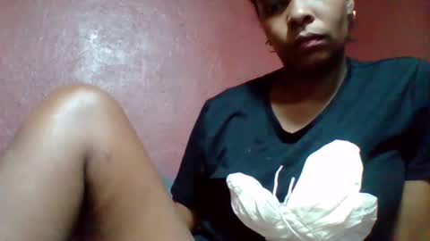 rovaelyah online show from February 9, 8:05 am