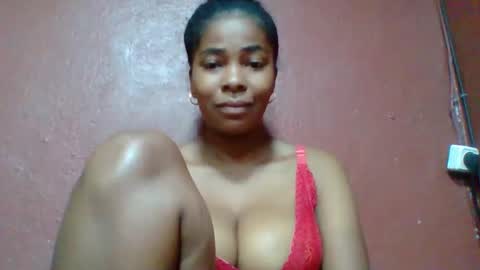 rovaelyah online show from March 10, 3:21 am