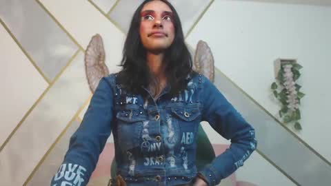   online show from February 26, 7:51 pm