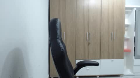 Roxana online show from March 4, 1:23 am