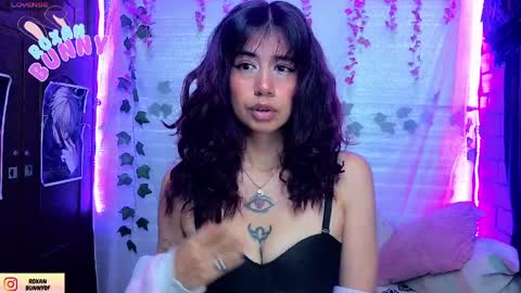 roxxy online show from April 2, 4:59 pm