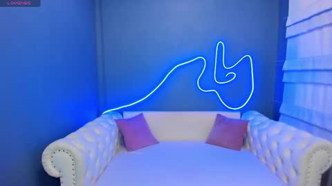 Roxy online show from April 15, 2:01 am