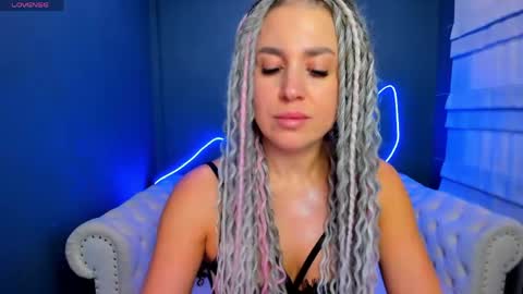 Roxy online show from April 9, 2:03 am