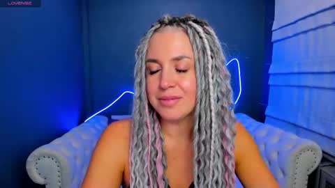 Roxy online show from March 27, 2:13 am