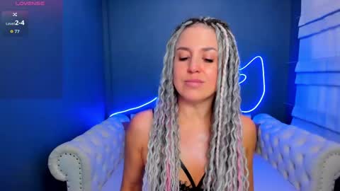 Roxy online show from April 14, 1:49 am