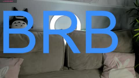 Roxy online show from April 2, 1:41 pm