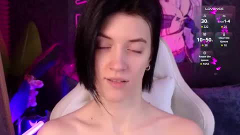 roxy_riot_ online show from November 16, 2:02 am