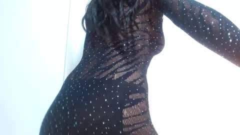 roxy_stone1 online show from October 4, 11:31 pm