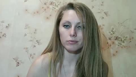 roxyfox18x01 online show from January 8, 2:21 pm