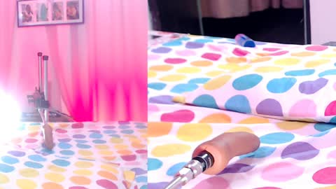 Daniells online show from December 20, 3:03 am