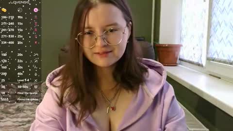 ruby_doyle online show from December 3, 8:38 am