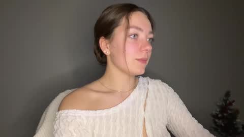 AYSHE online show from February 3, 8:34 pm