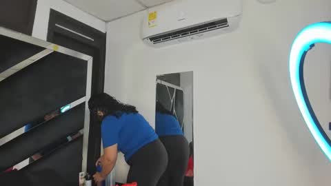 rubyxht online show from November 4, 12:54 pm