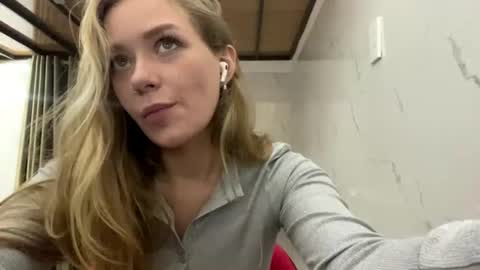 KaY online show from June 24, 12:15 pm