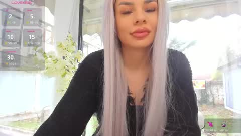 Ava online show from November 26, 8:26 am