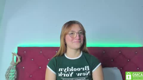 Snapshot of ruth_harvey chatting on February 14, 11:21 am Ruth online show from February 14, 11:21 am