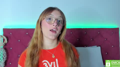 Snapshot of ruth_harvey chatting on January 20, 12:39 pm Ruth online show from January 20, 12:39 pm