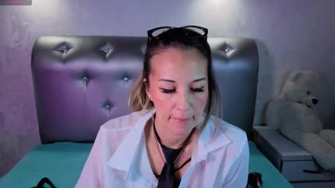 ruthspaces online show from December 4, 1:08 am