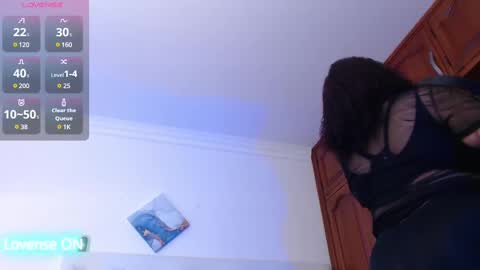 Hanna  online show from March 2, 1:42 pm