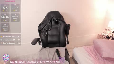 Sagitarius Girl online show from September 15, 7:16 am