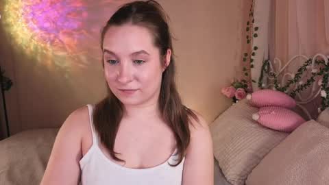 Trisha online show from March 31, 9:15 pm