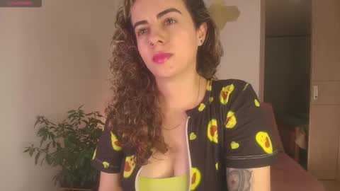 sairy_ online show from October 22, 4:28 am