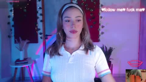 Sakura online show from November 2, 5:00 am