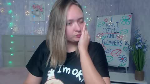 Snapshot of sallyverda chatting on September 12, 8:16 pm Sally online show from September 12, 8:16 pm
