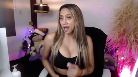 salome_drasin online show from November 17, 11:05 pm