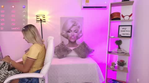 Snapshot of saloomee__ chatting on January 31, 11:56 am SALOME online show from January 31, 11:56 am