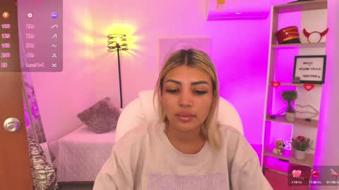 Snapshot of saloomee__ chatting on January 27, 11:11 am SALOME online show from January 27, 11:11 am