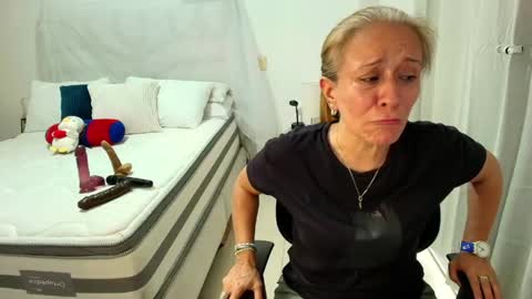 Samanta Stone online show from May 28, 9:34 pm
