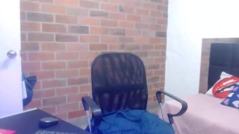 Snapshot of samantha__karolstone chatting on October 2, 11:21 pm SAMANTHA online show from October 2, 11:21 pm