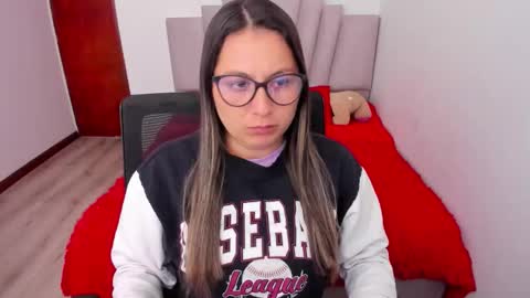 Samantha  online show from February 19, 8:29 pm