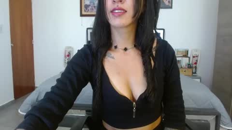 samantha singh1 online show from May 27, 4:37 pm