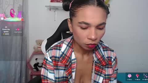 sam online show from November 24, 11:34 am